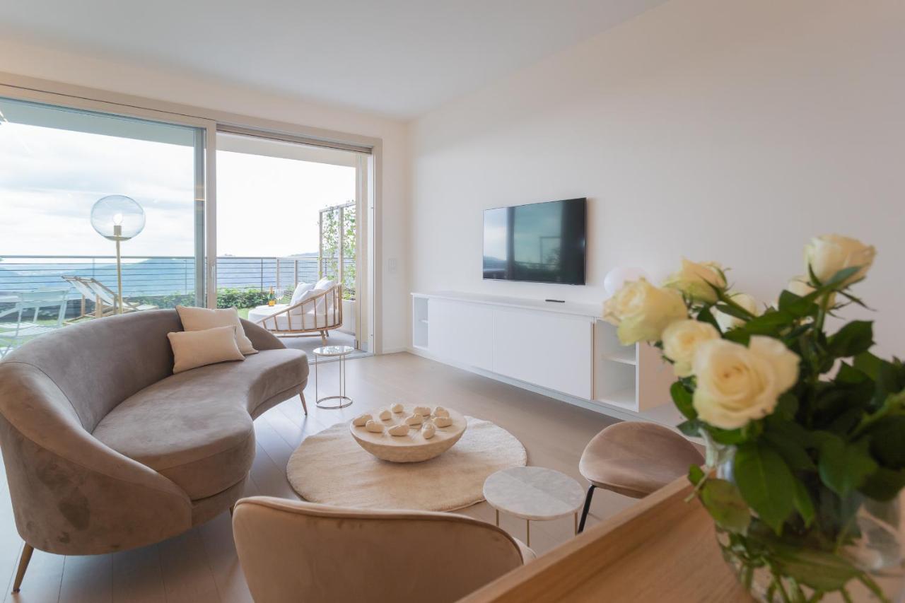 La Vista Bonita By Rent All Como Exterior photo