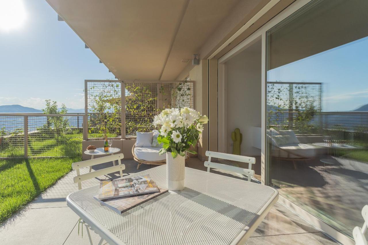 La Vista Bonita By Rent All Como Exterior photo